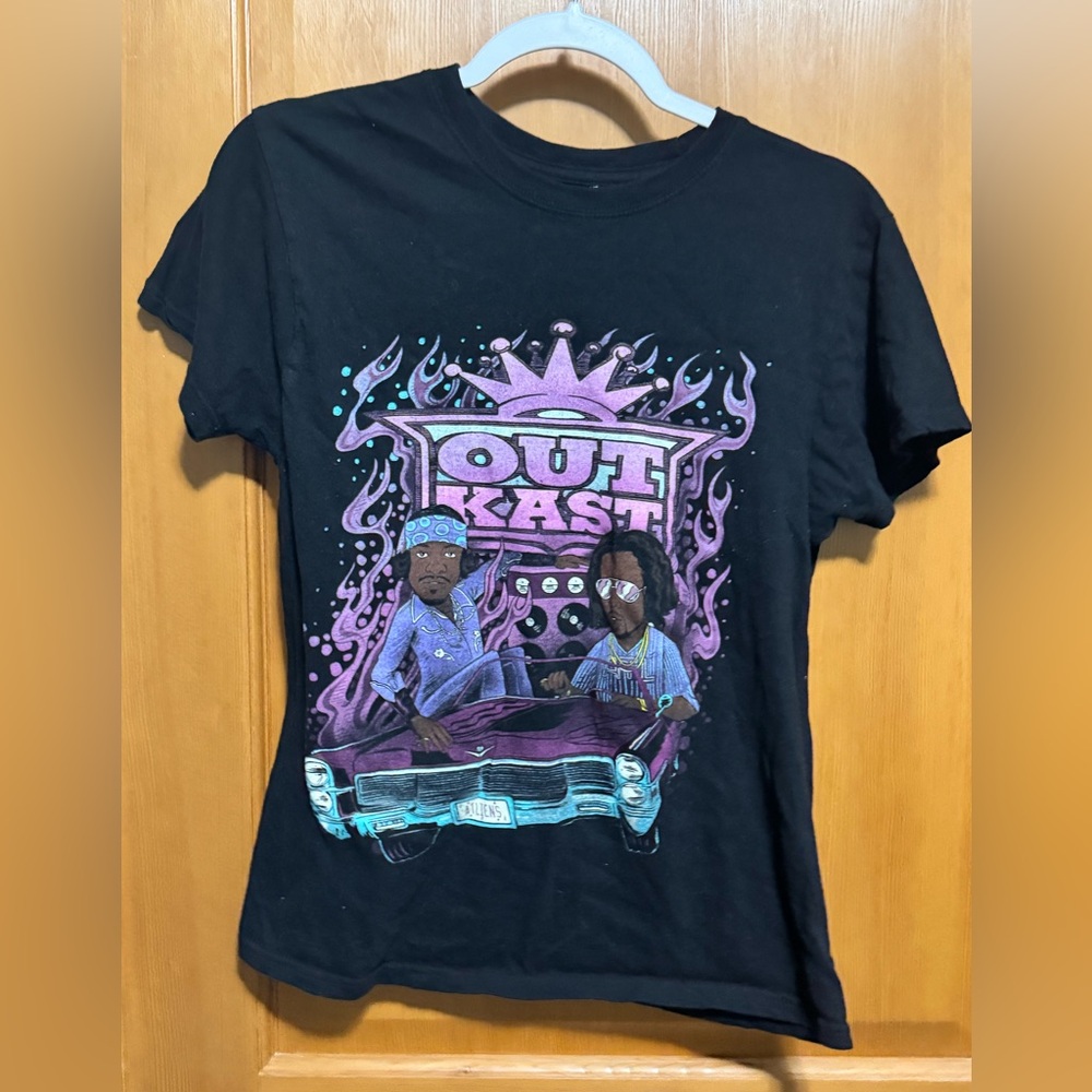 Target Black Graphic OutKast T-Shirt unisex size small
